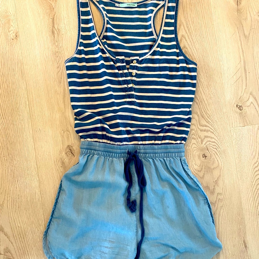 Cute romper!